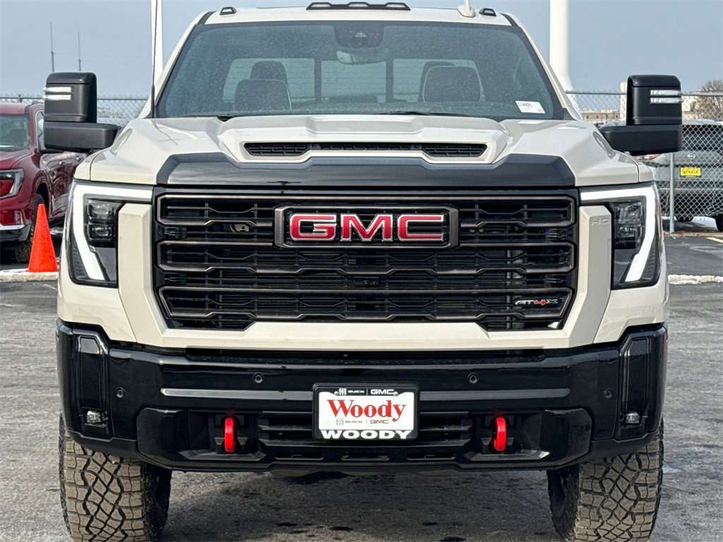 2026 GMC SIERRA HD - Image 2