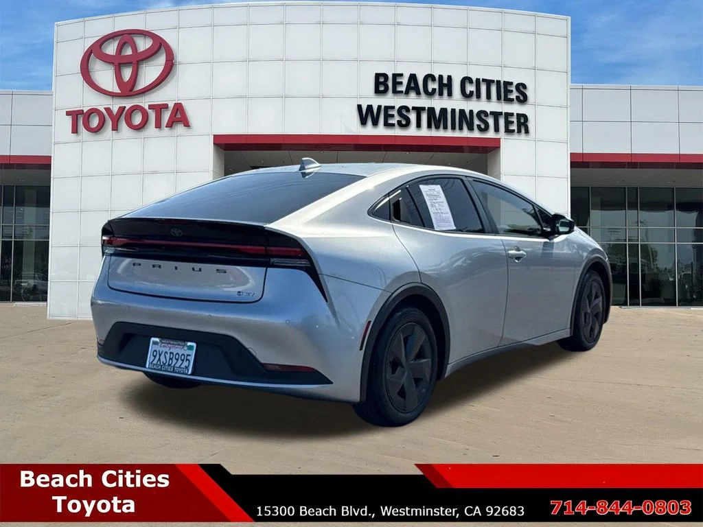 Certified Used 2024  Toyota LE image 12