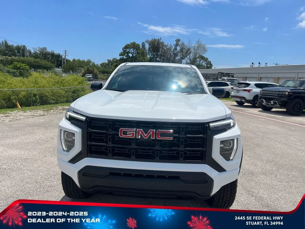 New 2026 Summit White GMC Elevation image 2