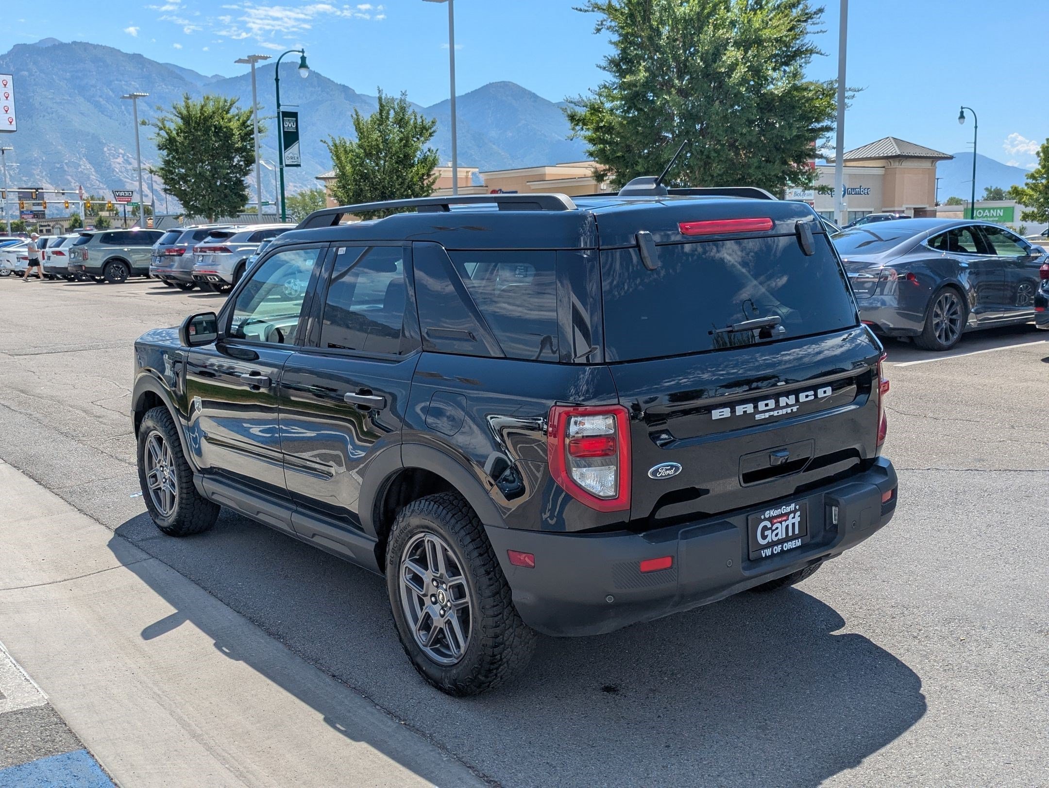 Used 2025 Shadow Black Ford Big Bend image 5