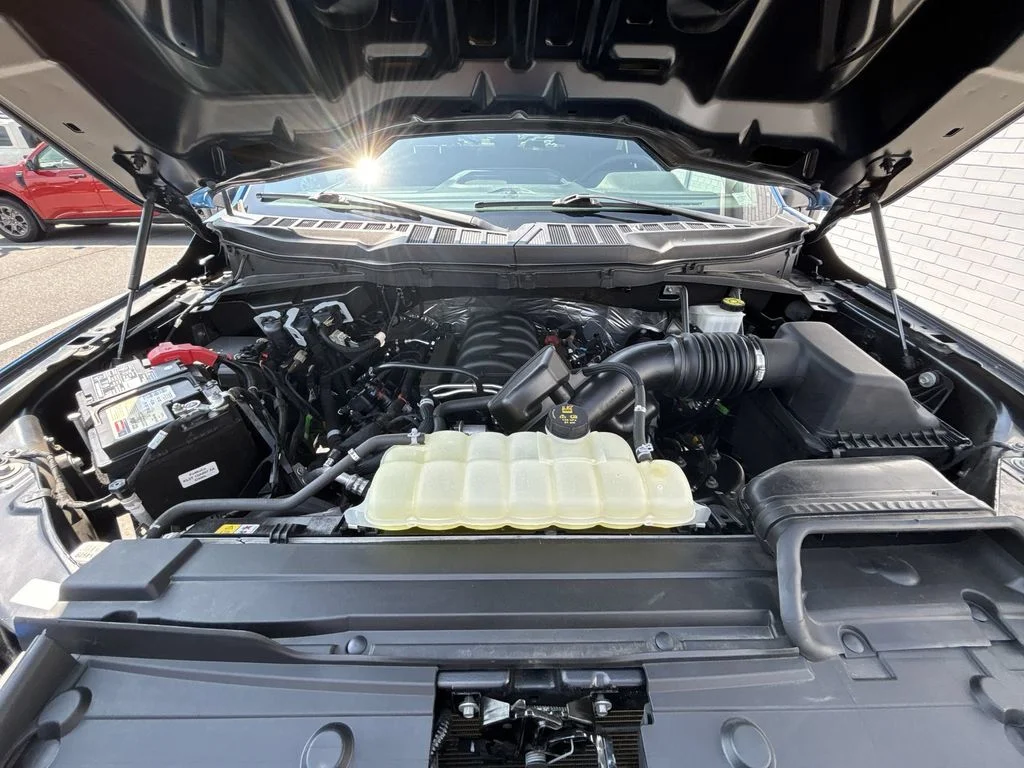 Used 2023 Blue Ford XL image 17