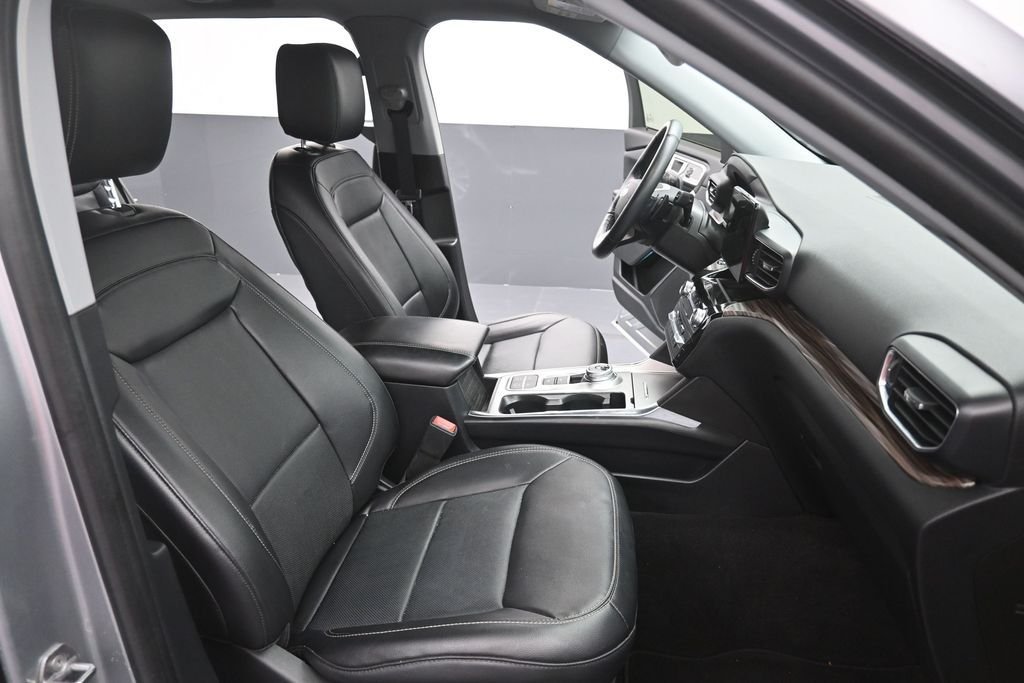 Used 2021 Silver Ford Limited image 25