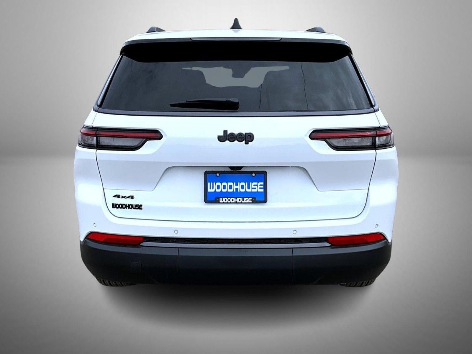 New 2026 Bright White Clear-Coat Exterior Paint Jeep Altitude image 6