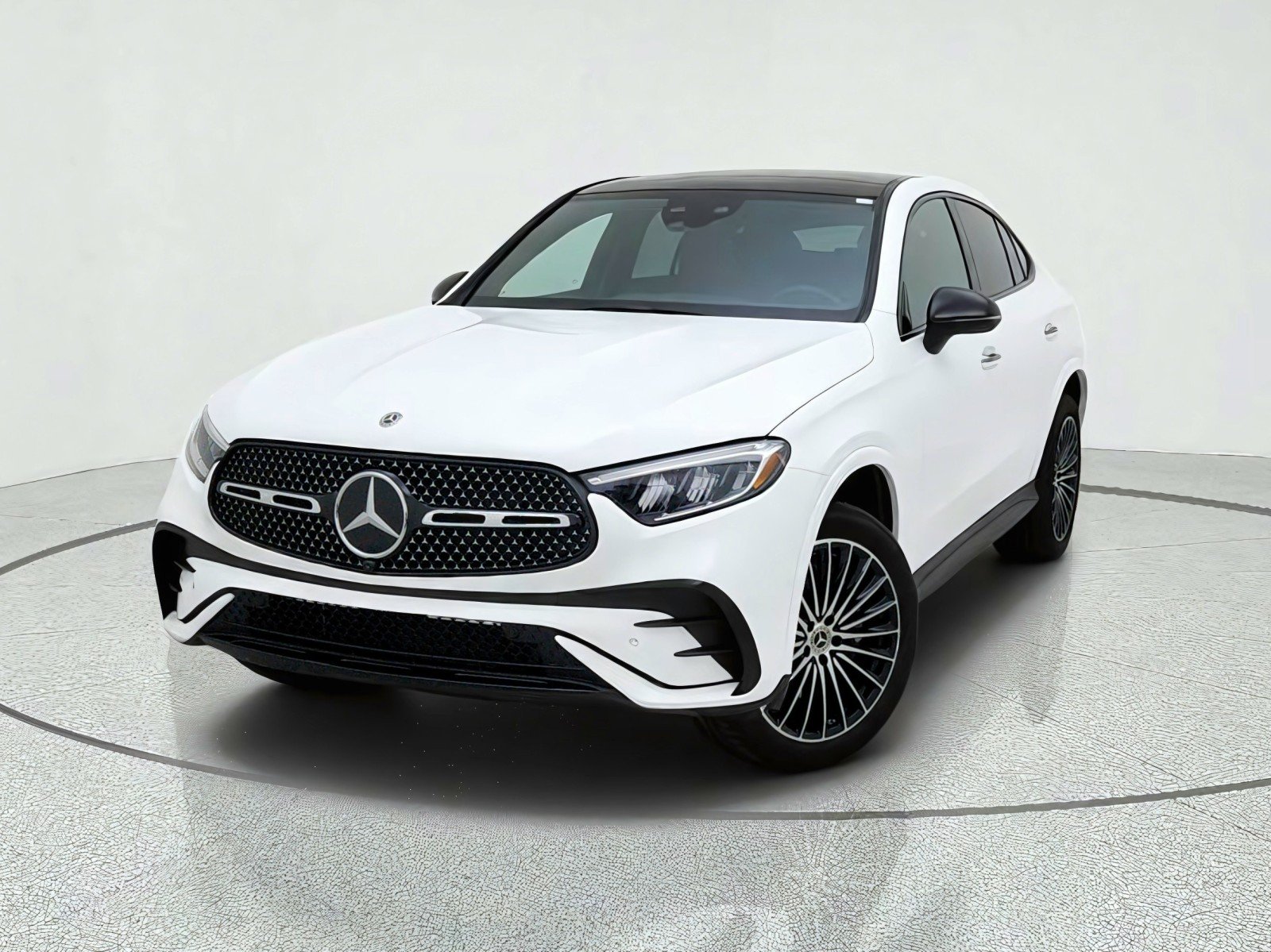 New 2027 Polar White Mercedes-Benz GLC 300 4MATIC® Coupe image 2