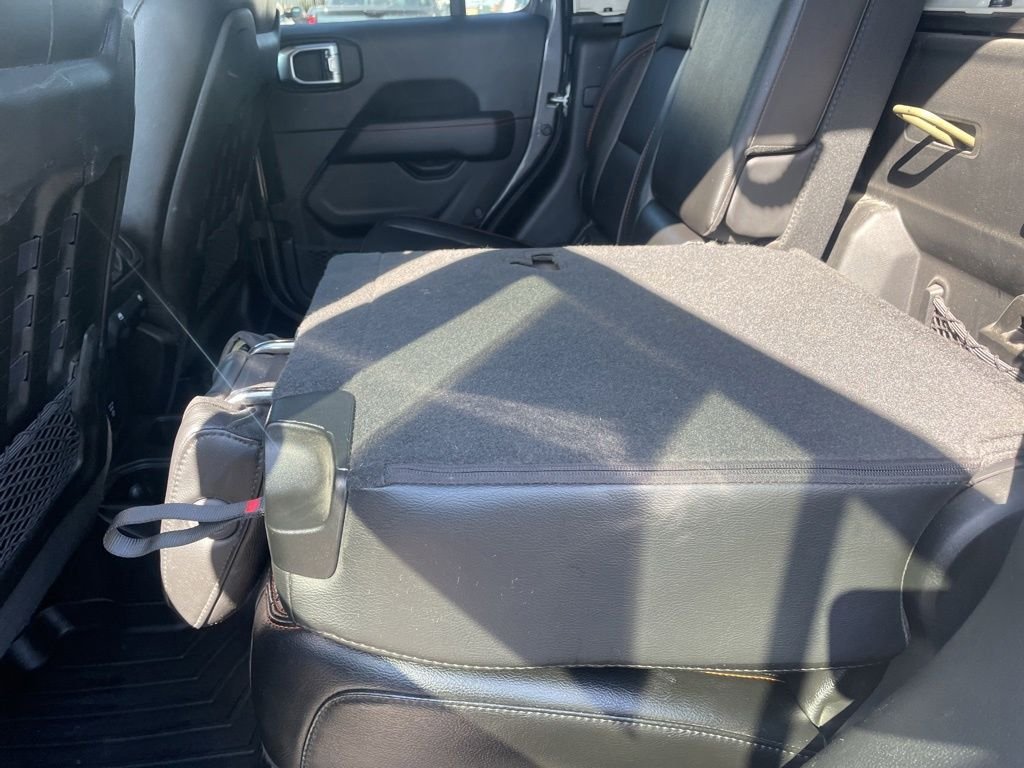 Used 2021 Gray Jeep Mojave image 32