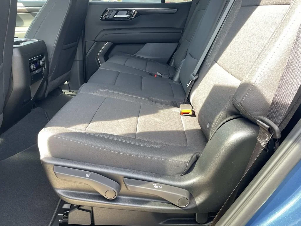 2026 Chevrolet Tahoe LS - Photo 10
