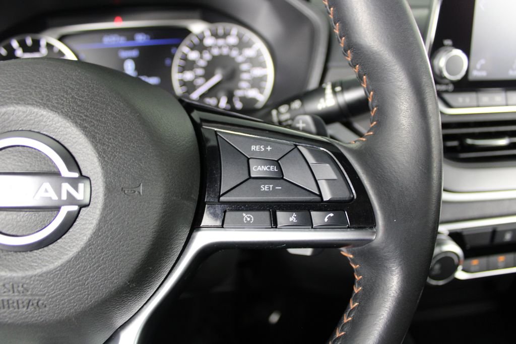 Used 2024 Gray Nissan 2.5 SR image 23