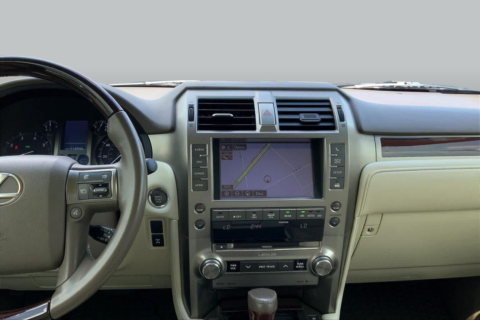Used 2014 Starfire Pearl Lexus  image 7