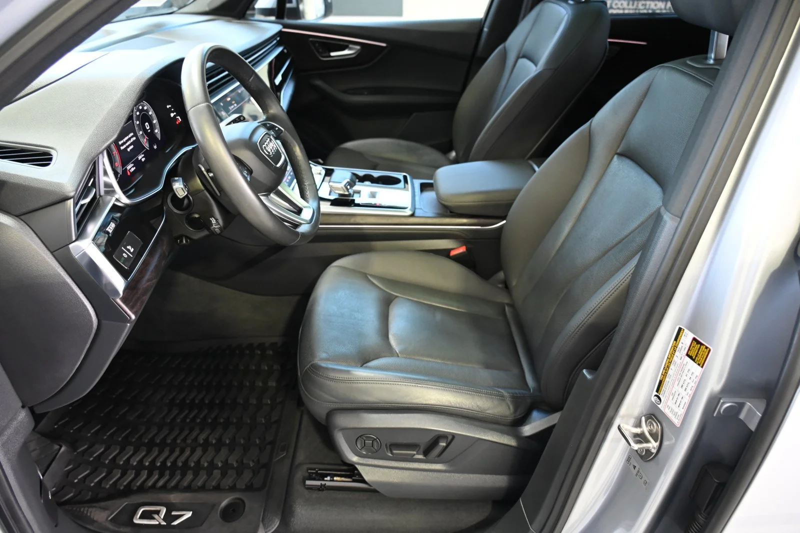 Used 2021 Silver Metallic Audi 55 Prestige image 14