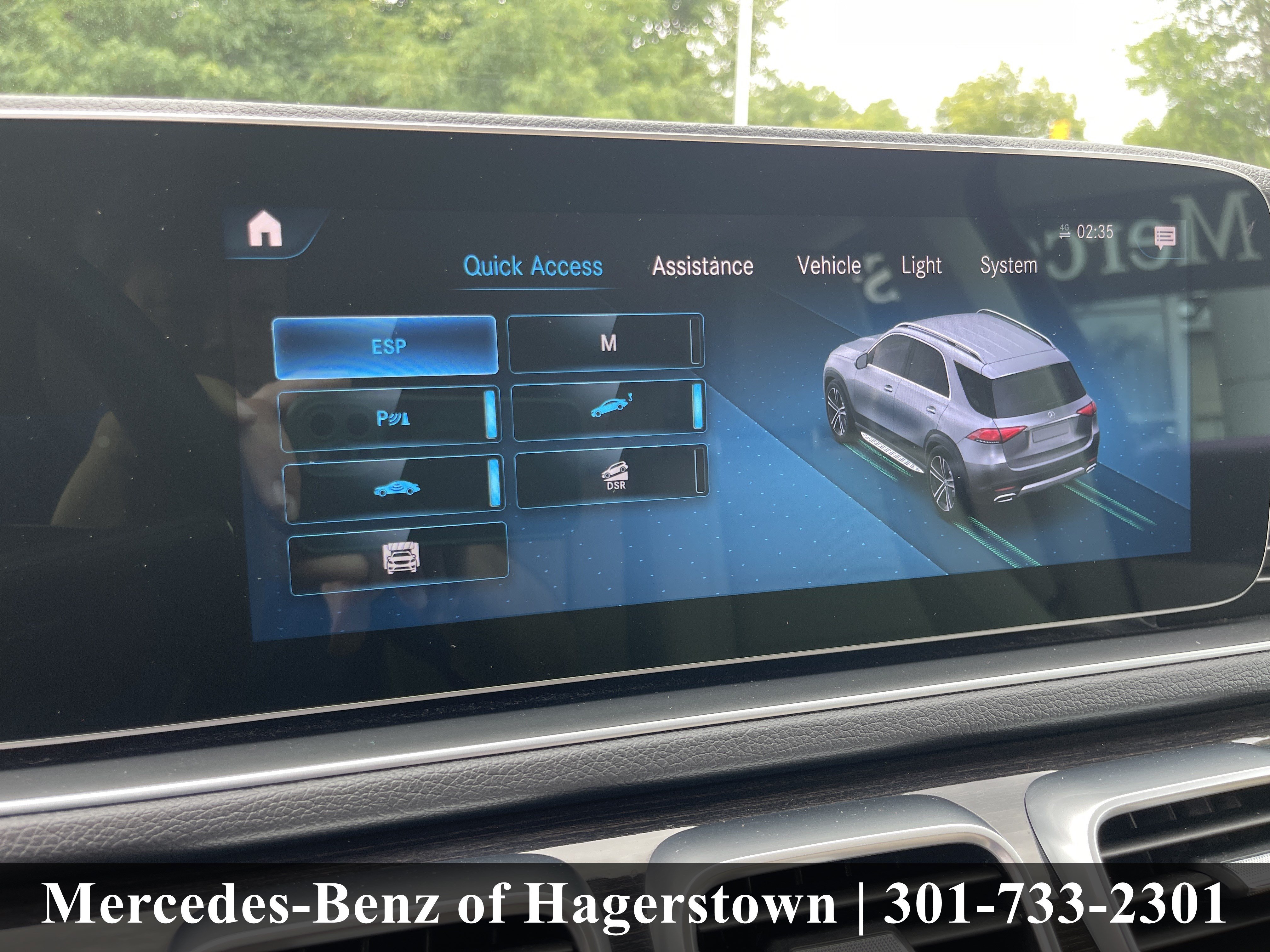 Certified Used 2022 Brilliant Blue Metallic Mercedes-Benz GLE 350 4MATIC® SUV image 12
