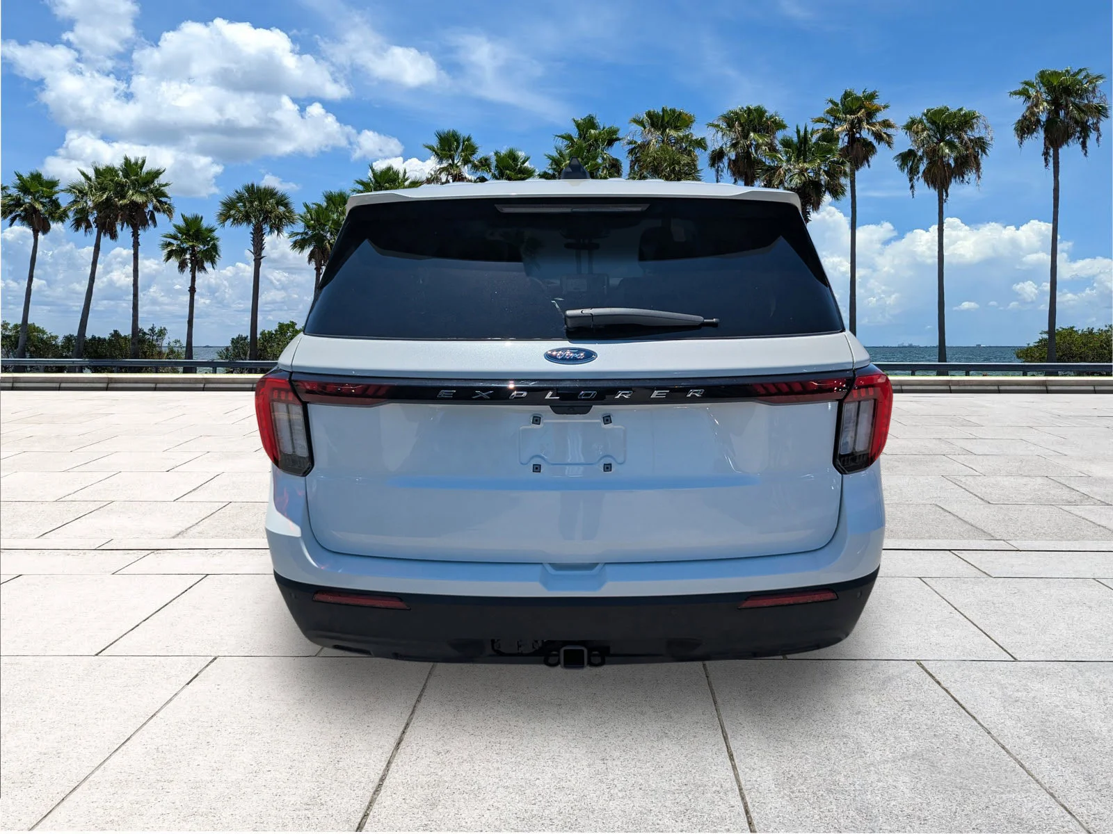 New 2026 Star White Metallic Tri-Coat Ford Active 100A image 8