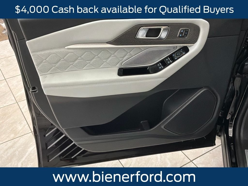 New 2026 Agate Black Metallic Ford Platinum™ image 9