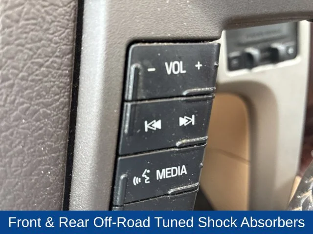 Used 2012 White Ford Lariat image 20