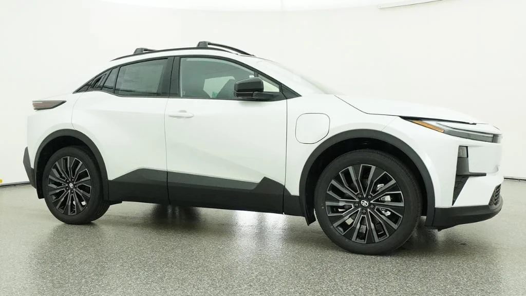New 2026 Wind Chill Pearl Toyota XSE image 56