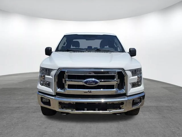 Used 2016 Oxford White Ford XLT image 2