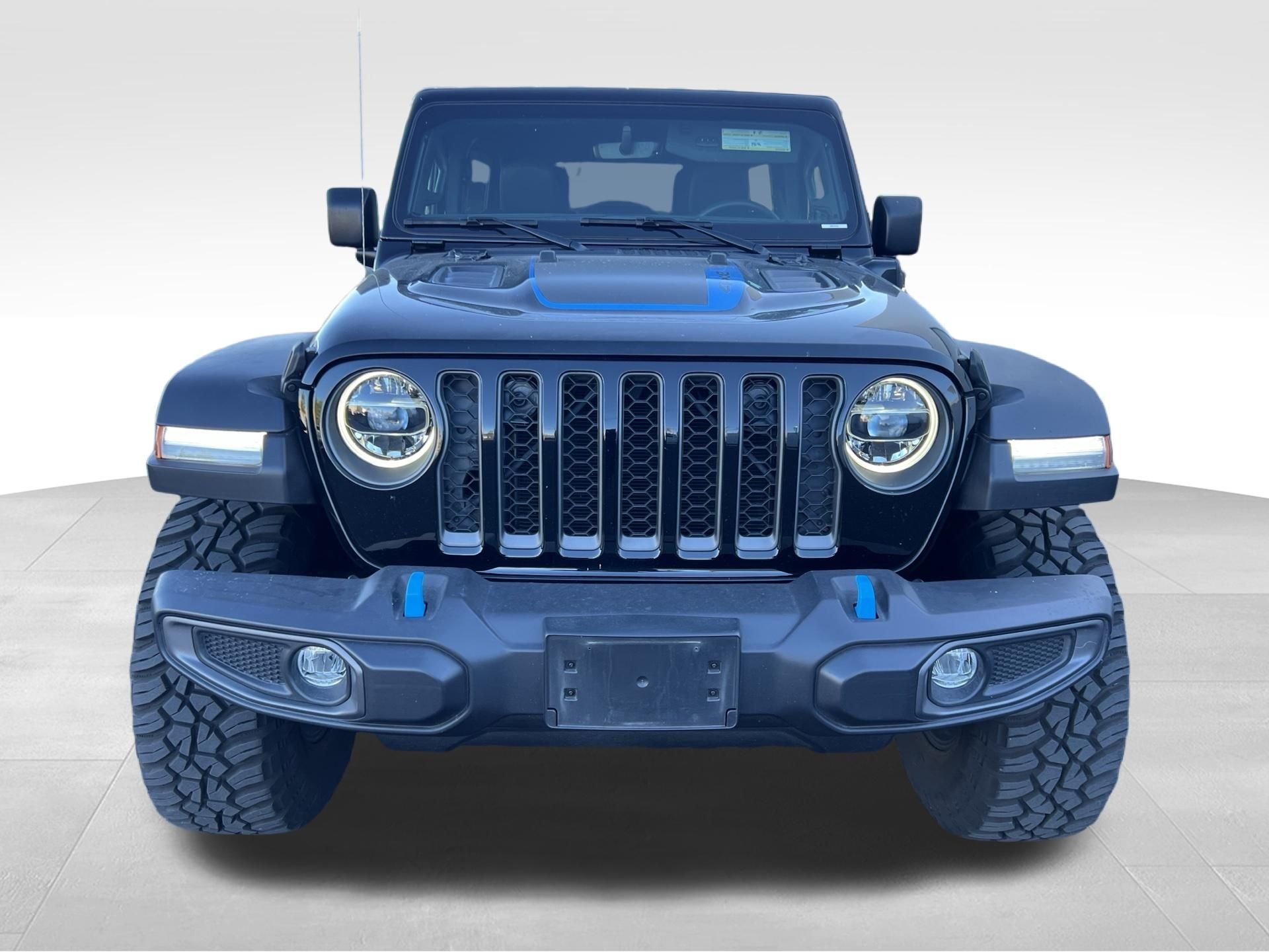 Used 2022 Black Jeep Unlimited Rubicon 4xe image 2