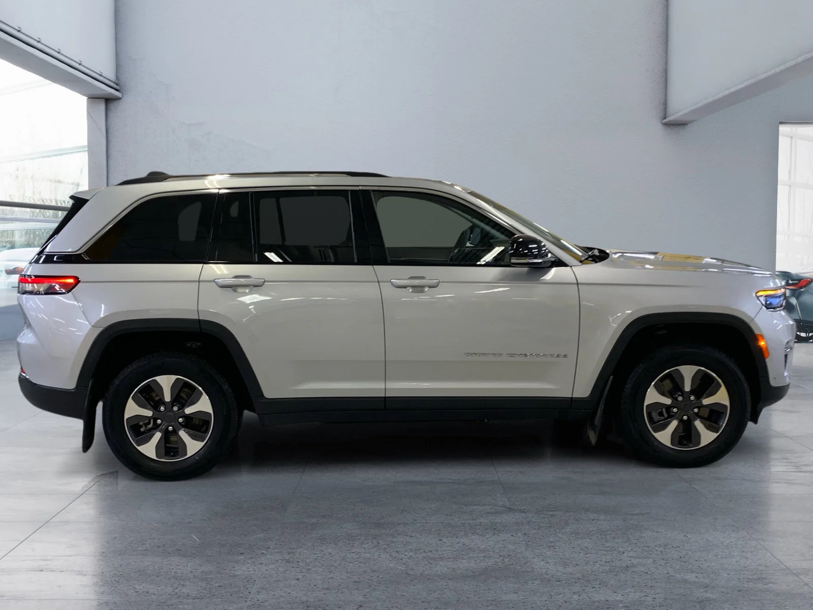 New 2023 Silver Zynith Jeep  image 6