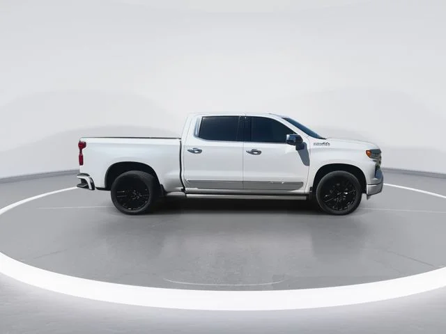 Used 2023 Beige Chevrolet High Country image 13