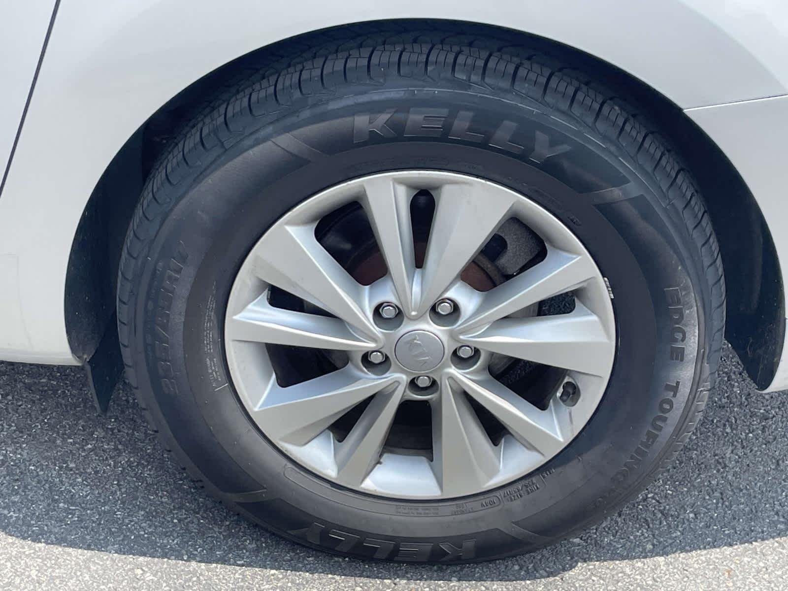 Used 2017 Bright Silver Kia LX image 21