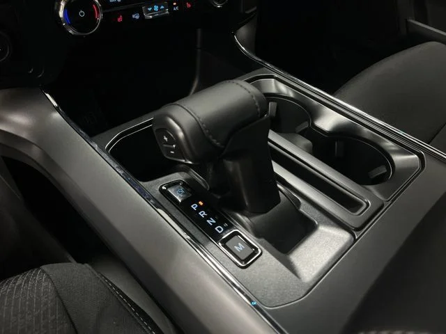 New 2026 Agate Black Metallic Ford XLT image 21