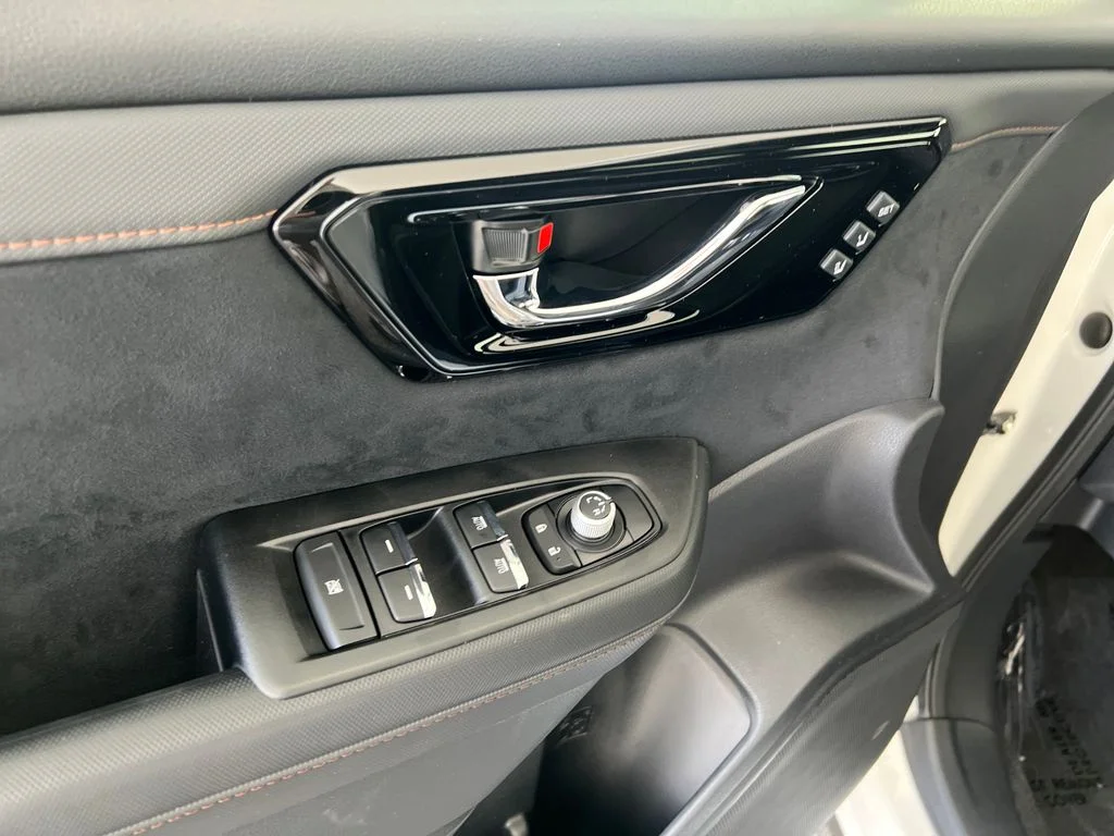 New 2026 CRYSTAL WHITE PEARL Subaru Touring image 13