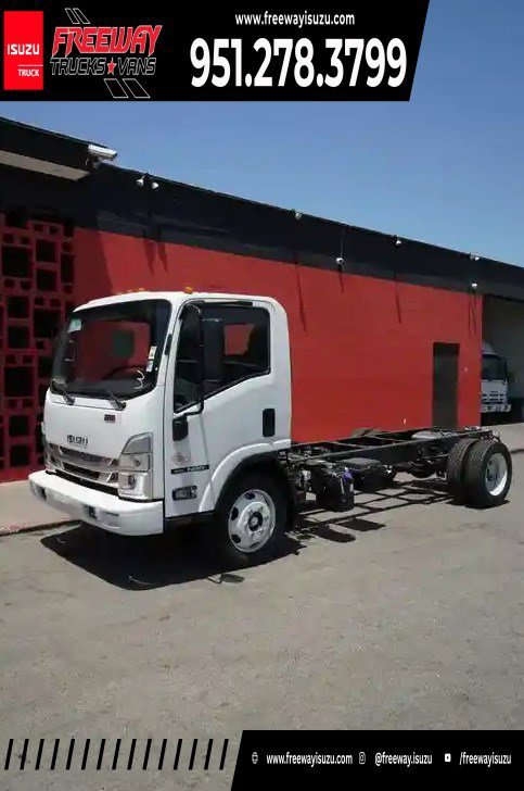 New 2024 White ISUZU  image 6
