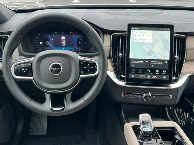 2026 Volvo XC90 Plus - Photo 17