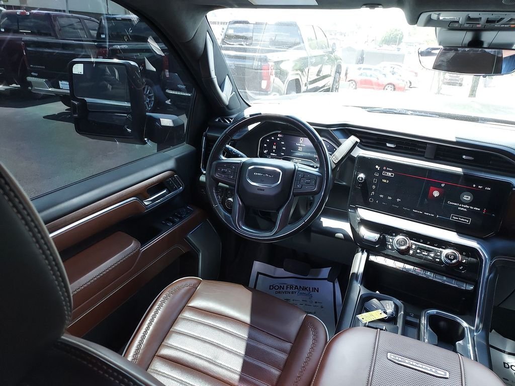 Used 2024 Black GMC Denali Ultimate image 15
