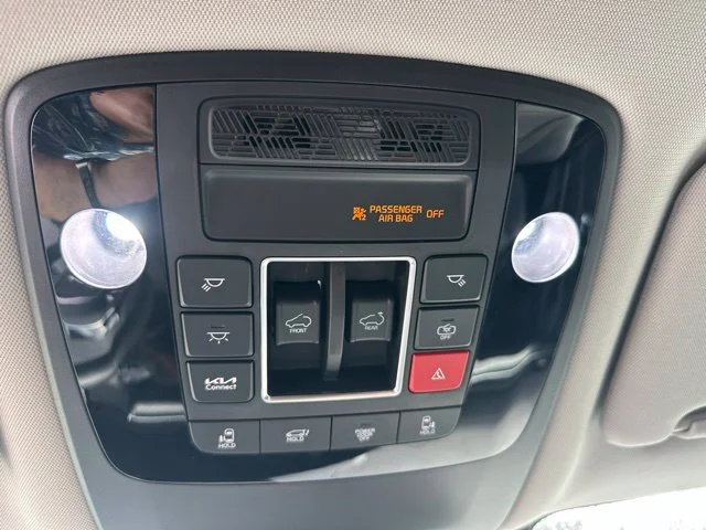 Used 2026 White Kia SX Prestige image 20