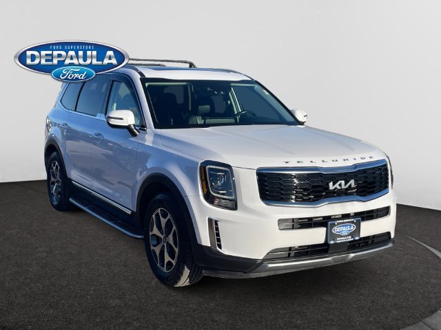 Used 2022 White Pearl Kia EX image 9