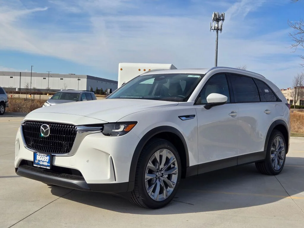 New 2026 Rhodium White Premium Mazda Preferred AWD image 3