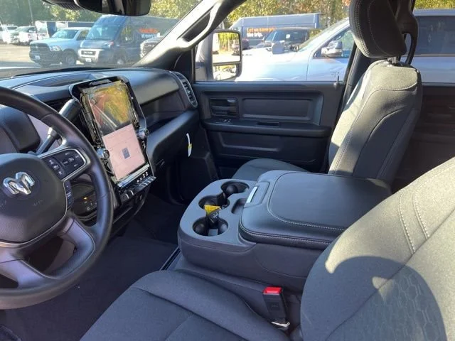 New 2026 Bright White Clear-Coat Exterior Paint RAM Tradesman image 15