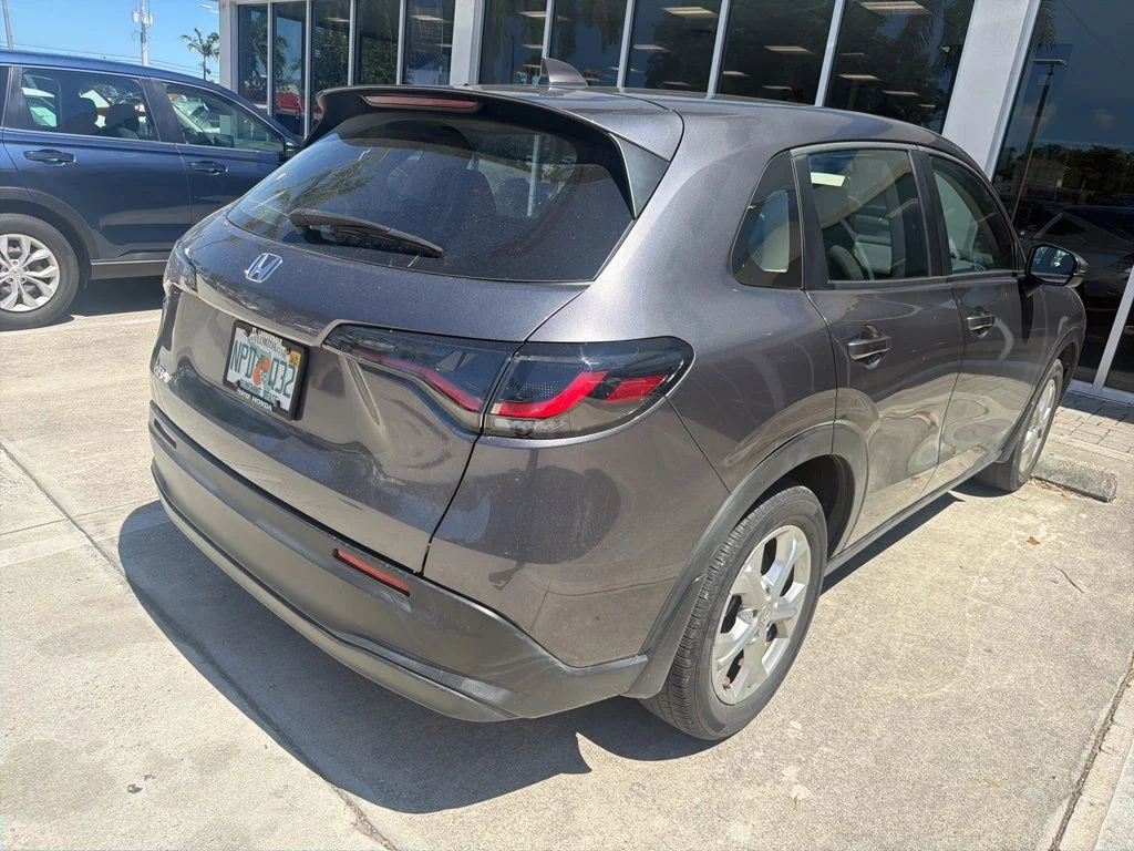 Used 2024 Modern Steel Metallic Honda LX image 6