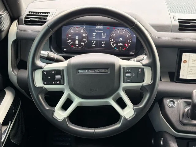 Used 2021 Gray Land Rover X-Dynamic SE image 13