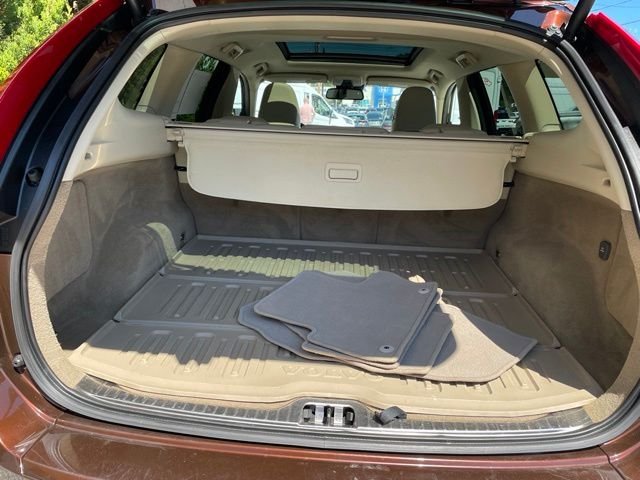 Used 2015 Rich Java Metallic Volvo T6 Premier Plus image 8