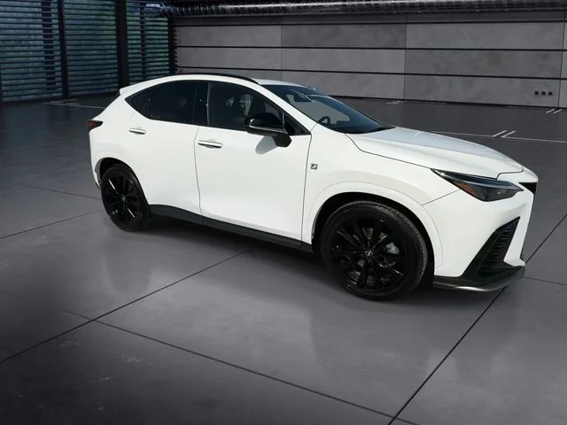 Used 2024 White Lexus 350 F SPORT Handling image 2