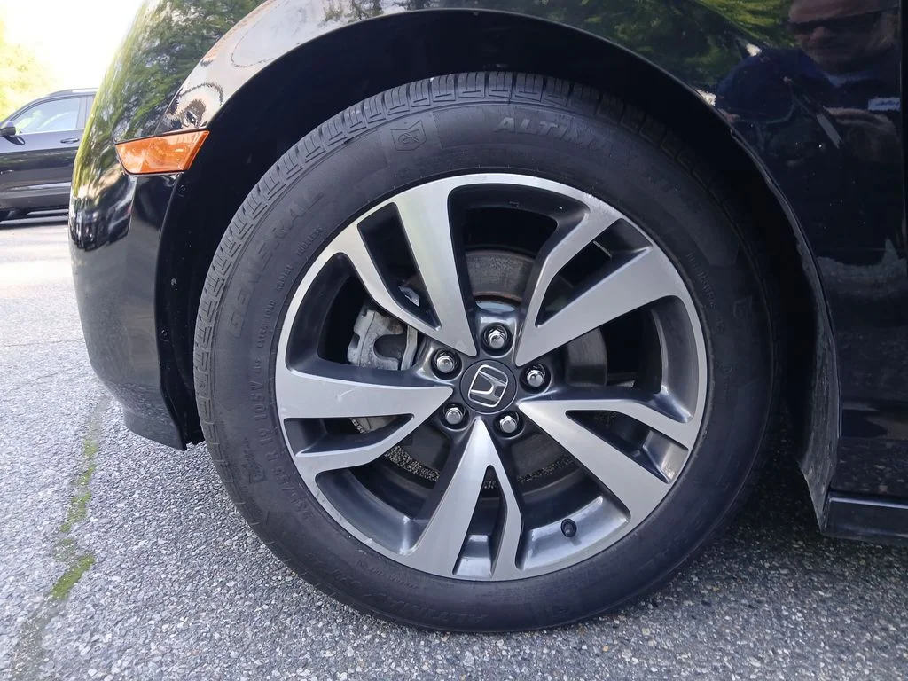 Used 2023  Honda Touring image 38