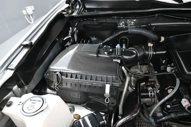 Used 2019 Silver Toyota SR image 30