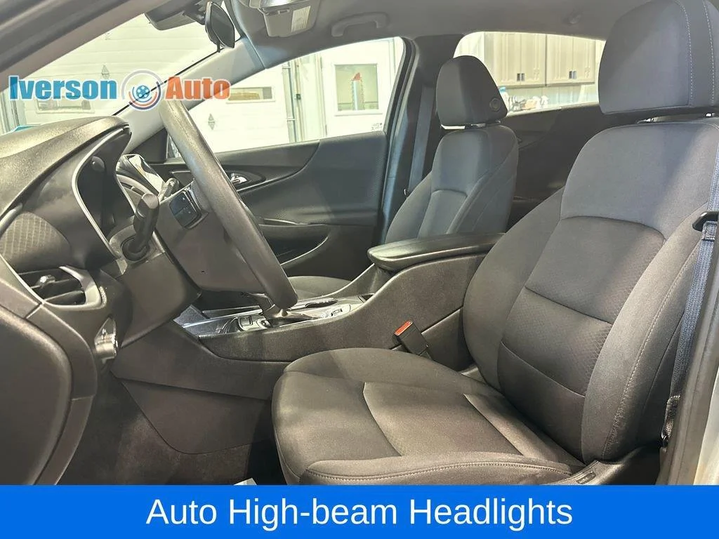 Used 2024 Sterling Gray Metallic Chevrolet LT image 17