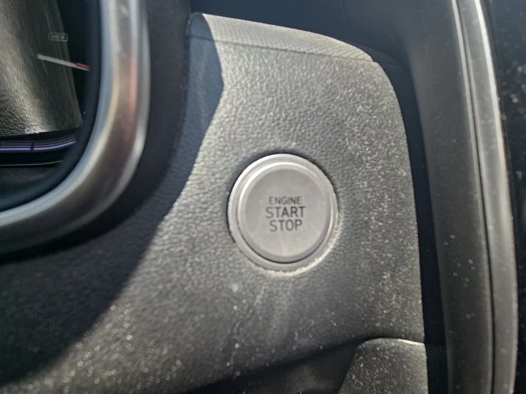 Used 2024 Silver Hyundai SEL image 17
