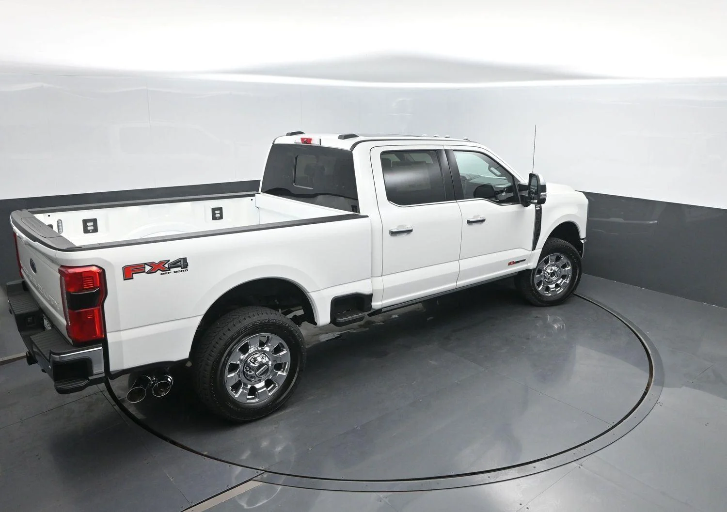 2026 Ford F-350 Super Duty Lariat - Photo 46