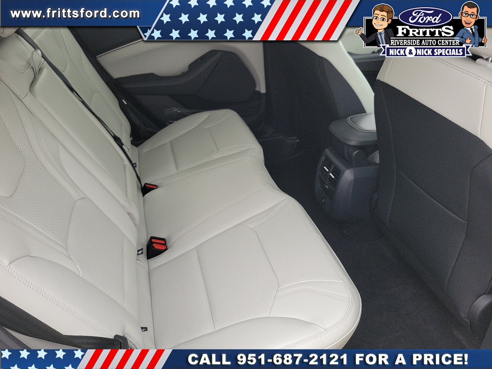 New 2026 Star White Metallic Tri-coat Ford Premium image 18