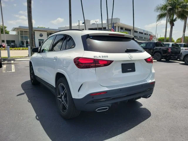 Used 2025 White Mercedes-Benz GLA 250 image 6