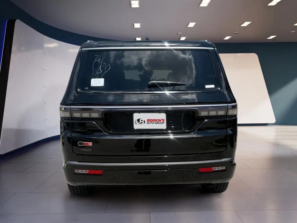 New 2026 Black Jeep  image 4