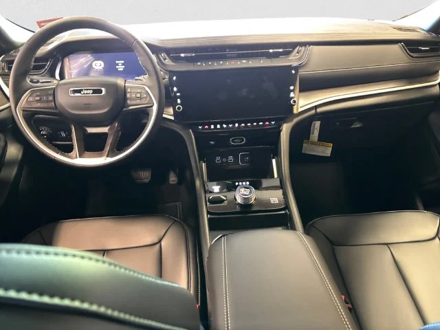 New 2027 Gray Jeep Limited image 10