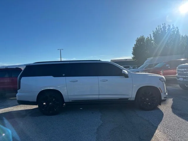 Used 2026 White Cadillac Platinum Edition image 4
