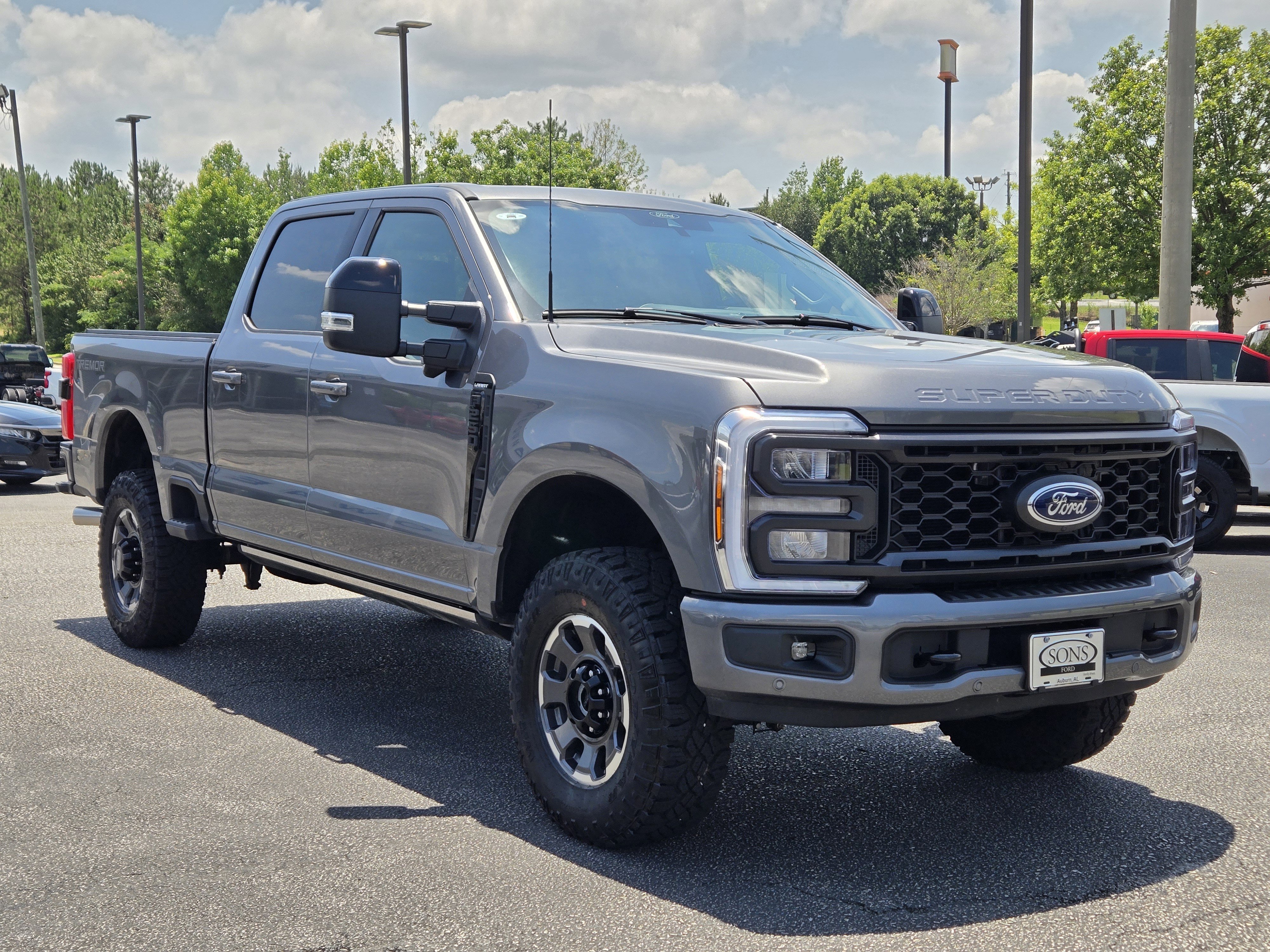 Used 2024 Carbonized Gray Metallic Ford Lariat image 7