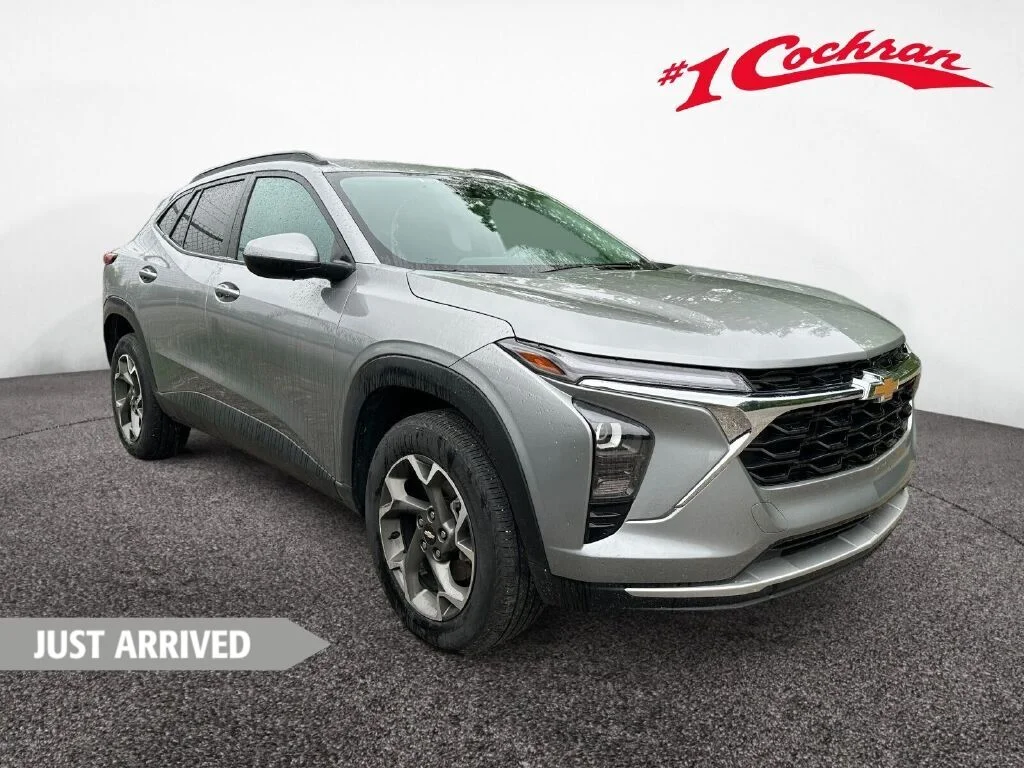 2024 Chevrolet Trax LT's photo