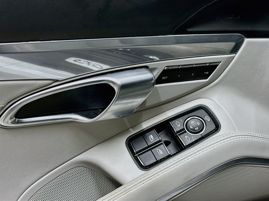 Used 2025 White Porsche GTS image 18