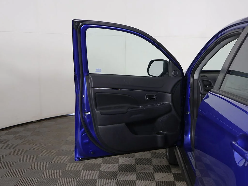 New 2026 Blue Mitsubishi 2.0 LE image 16